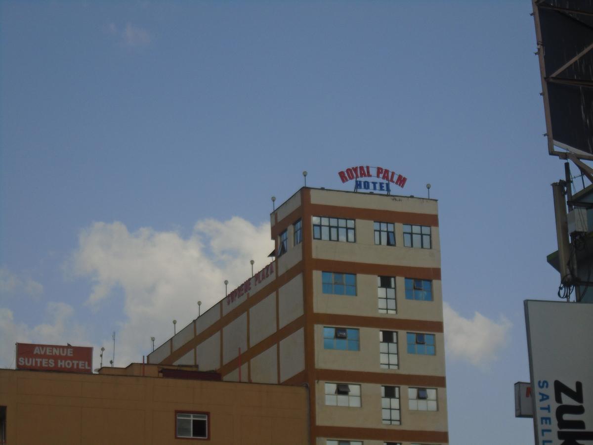 Royal Palm Hotel And Suites Nakuru Esterno foto